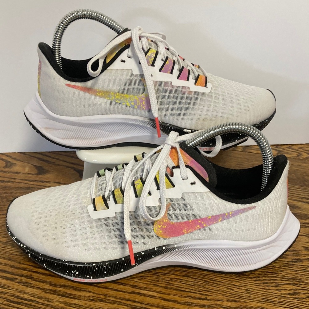 Nike Air Zoom Pegasus 37 Mens 6 White Black Multi Color CZ7862-100 Running Shoes